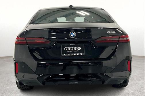 2026 BMW 530 i