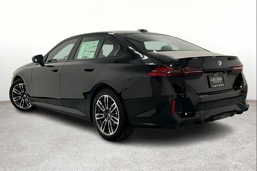 2026 BMW 530 i