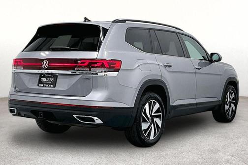 2025 Volkswagen Atlas 2.0T SE w/Technology 4MOTION