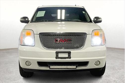 2013 GMC Yukon XL 1500 SLT