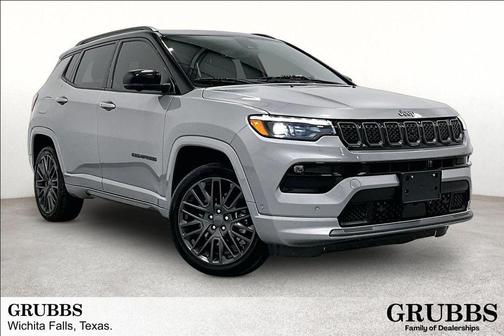 Billet Silver Metallic Clearcoat 2023 Jeep Compass High Altitude