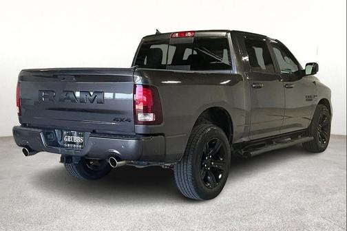 2017 RAM 1500 Night Crew Cab 4x4 5'7' Box