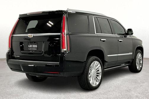 2017 Cadillac Escalade Platinum