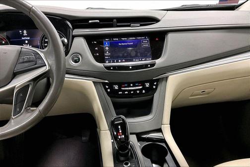 Stellar Black Metallic 2021 Cadillac XT5 Premium Luxury