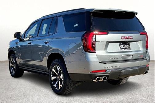 2026 GMC Yukon 4WD AT4