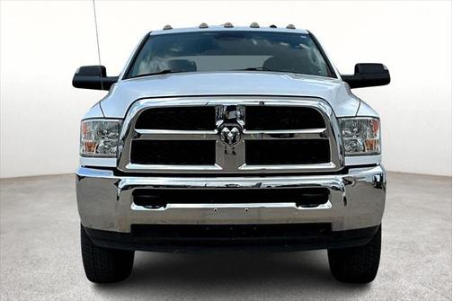 2017 RAM 2500 Tradesman Crew Cab 4x4 6'4' Box