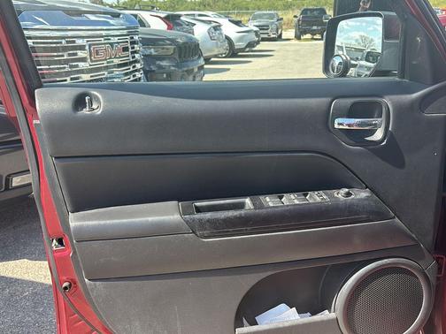 2014 Jeep Patriot Altitude