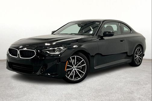 2025 BMW 230 i