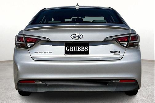 2016 Hyundai SONATA Hybrid Limited