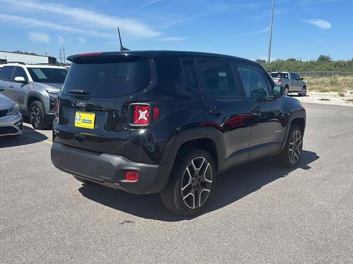 2021 Jeep Renegade Jeepster 4x4