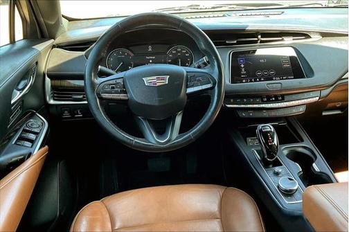 2021 Cadillac XT4 Premium Luxury
