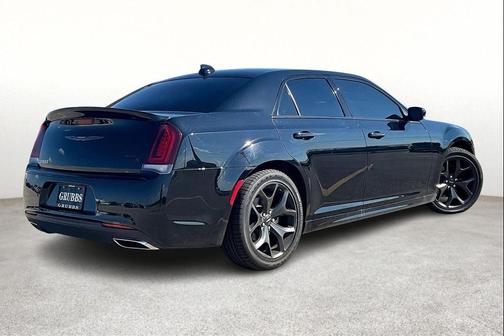 2023 Chrysler 300 S