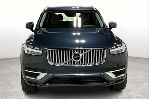 2021 Volvo XC90 Recharge Plug-In Hybrid T8 Inscription Expression 7 Passenger