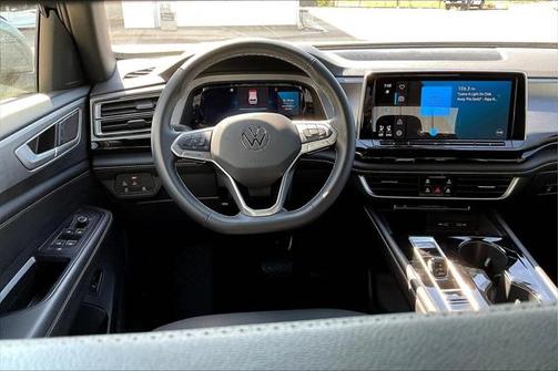 2024 Volkswagen Atlas Cross Sport 2.0T SE w/Technology 4MOTION