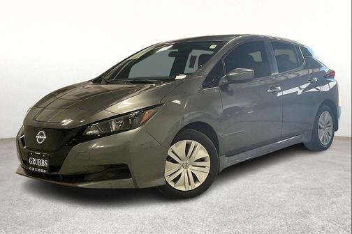 2025 Nissan Leaf S