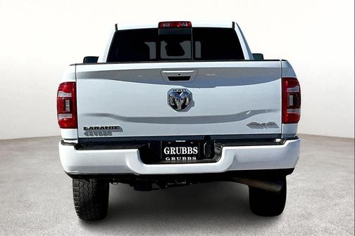 2023 RAM 2500 Laramie Crew Cab 4x4 6'4' Box