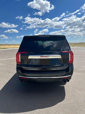 Onyx Black 2023 GMC Yukon Denali
