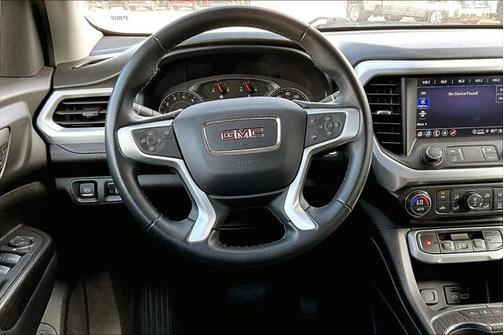 2023 GMC Acadia AWD SLT