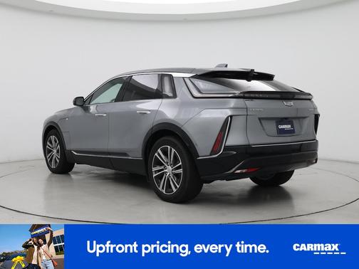 2024 Cadillac LYRIQ Luxury 2