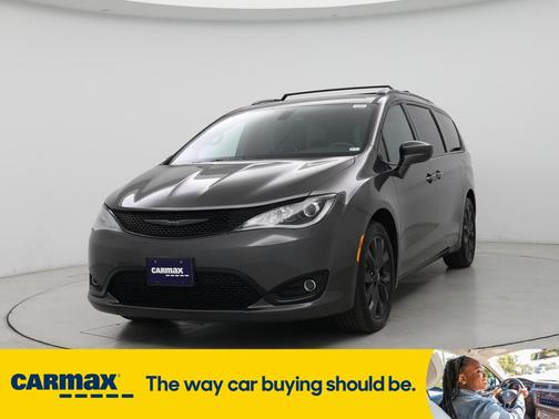 2018 Chrysler Pacifica Touring Plus