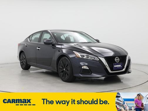 2022 Nissan Altima SV