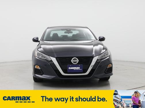 2022 Nissan Altima SV
