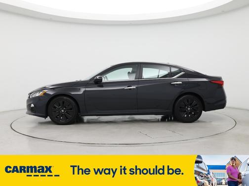 2022 Nissan Altima SV