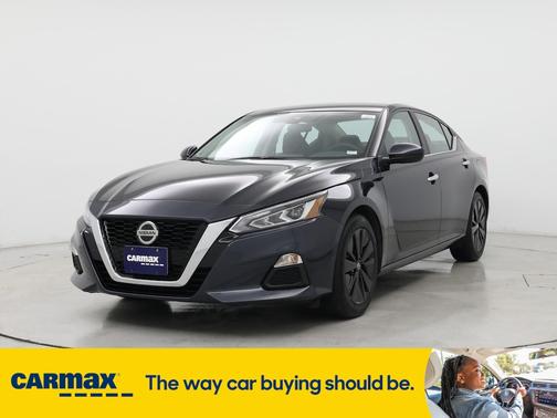 2022 Nissan Altima SV