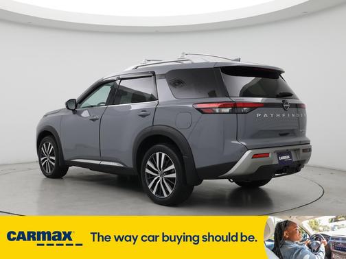 2022 Nissan Pathfinder Platinum