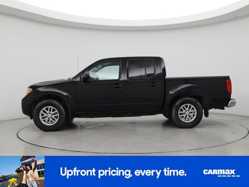 Black 2021 Nissan Frontier SV