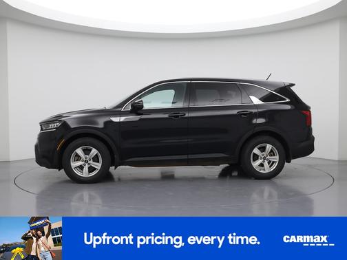 Black 2022 Kia Sorento LX
