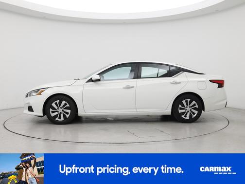 White 2021 Nissan Altima S