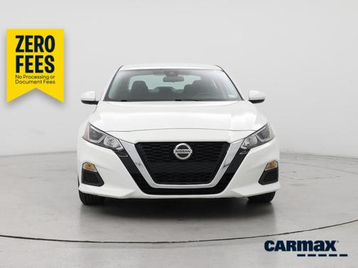 White 2021 Nissan Altima S