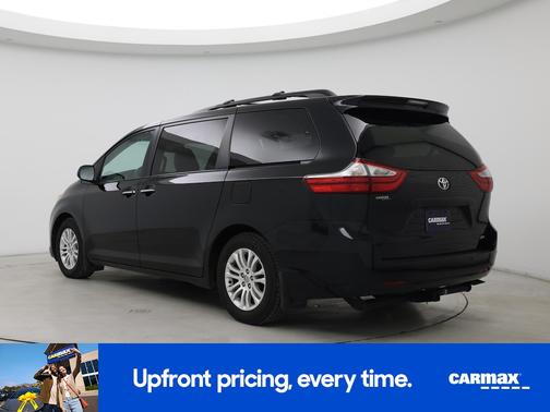 2016 Toyota Sienna XLE
