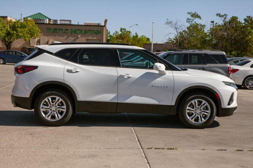 Summit White 2019 Chevrolet Blazer 1LT