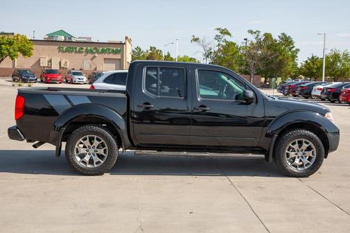 2021 Nissan Frontier SV