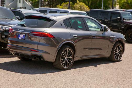 Gray 2023 Maserati Grecale Modena