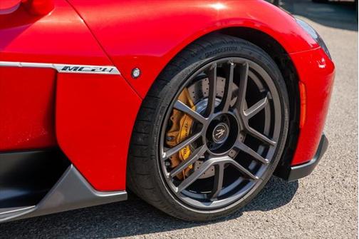 2023 Maserati MC20 Base