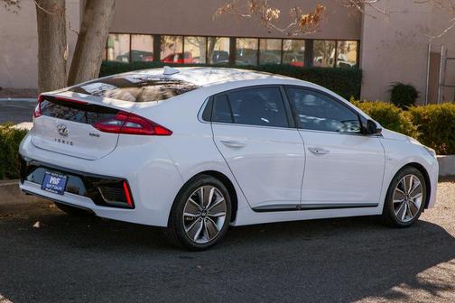 2018 Hyundai IONIQ Hybrid Limited