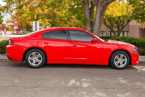 2020 Dodge Charger SXT