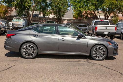 2023 Nissan Altima 2.5 SL