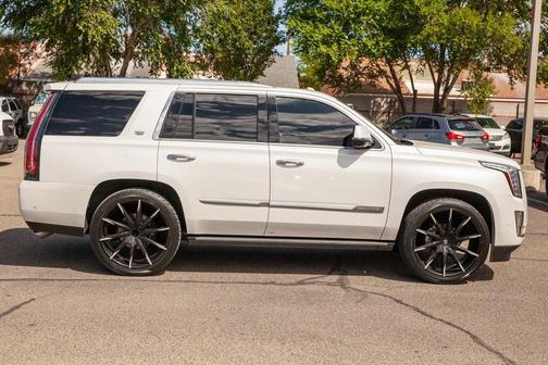 2018 Cadillac Escalade Platinum