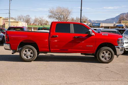 2025 RAM 2500 Big Horn Crew Cab 4x4 6'4' Box