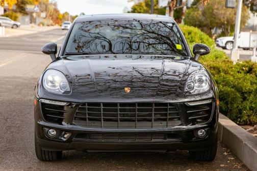 2018 Porsche Macan Base