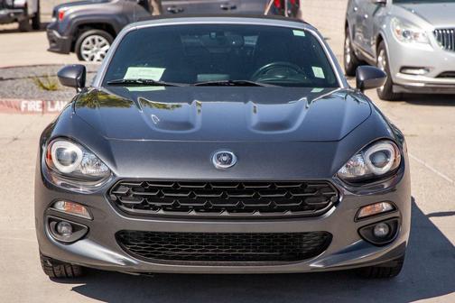 2017 FIAT 124 Spider Base