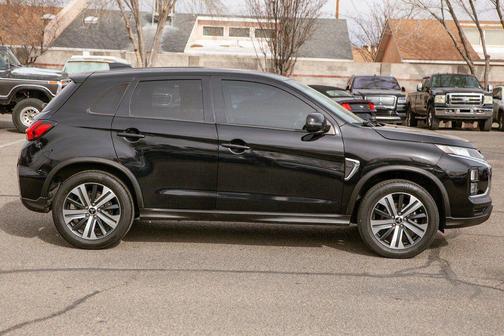 2020 Mitsubishi Outlander Sport SE