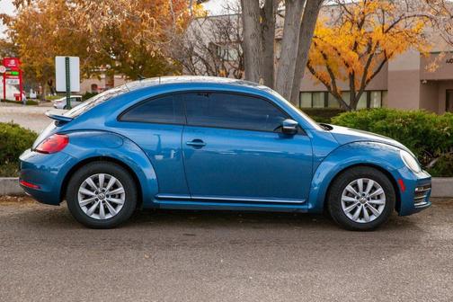 2019 Volkswagen Beetle 2.0T S