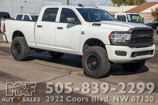 2020 RAM 2500 Tradesman Crew Cab 4X4 6'4' Box