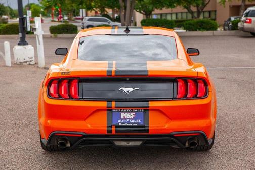 2021 Ford Mustang EcoBoost