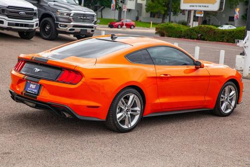 2021 Ford Mustang EcoBoost